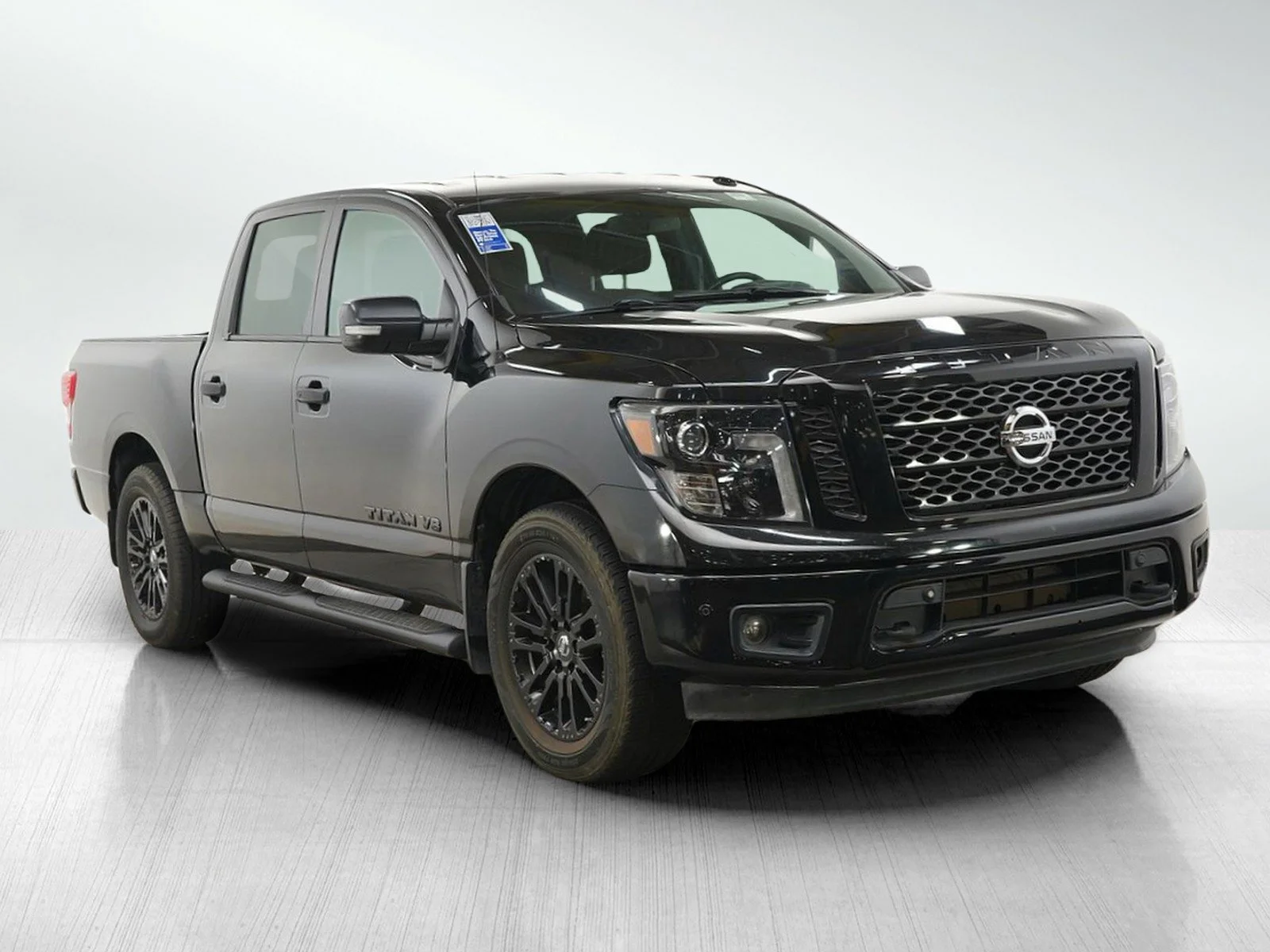 Used 2018 Magnetic Black Nissan SV image 7