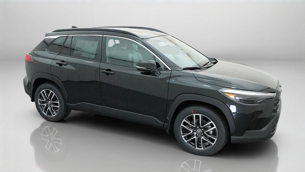 New 2026 Jet Black Toyota XLE image 32