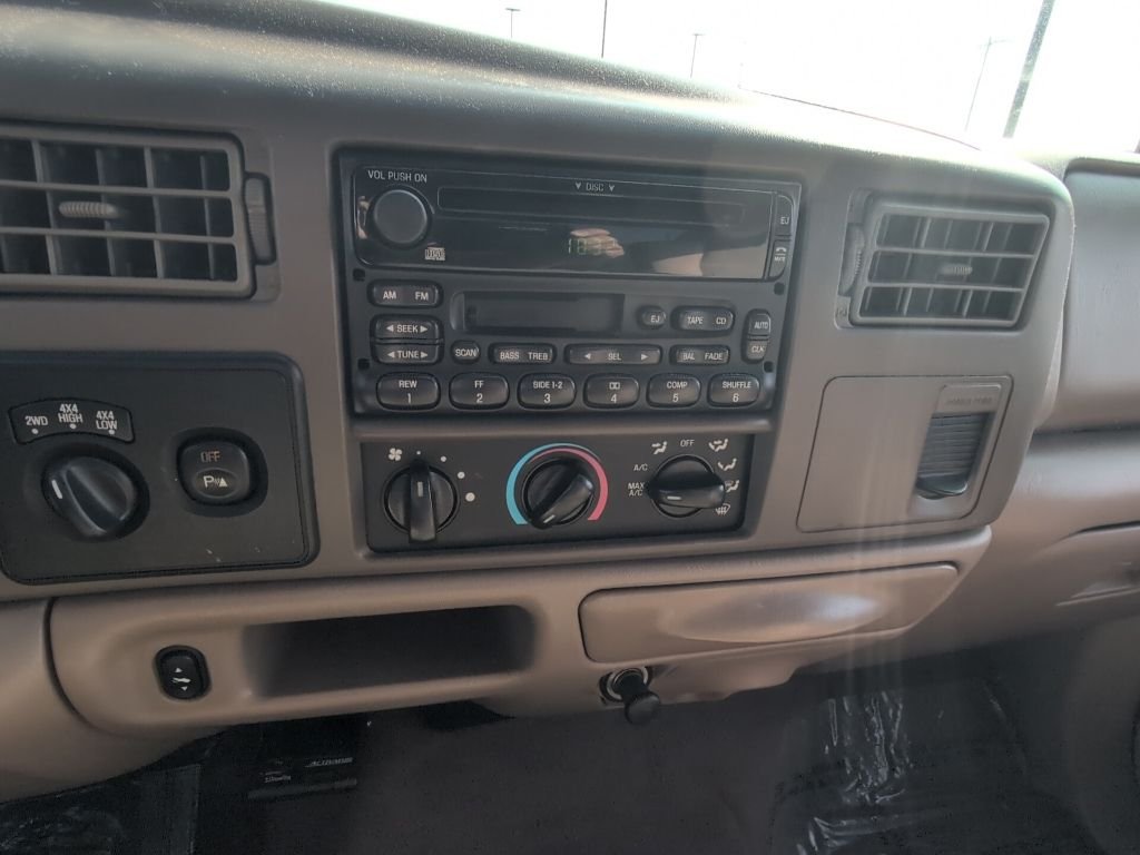 Used 2002 Green Ford XLT image 17