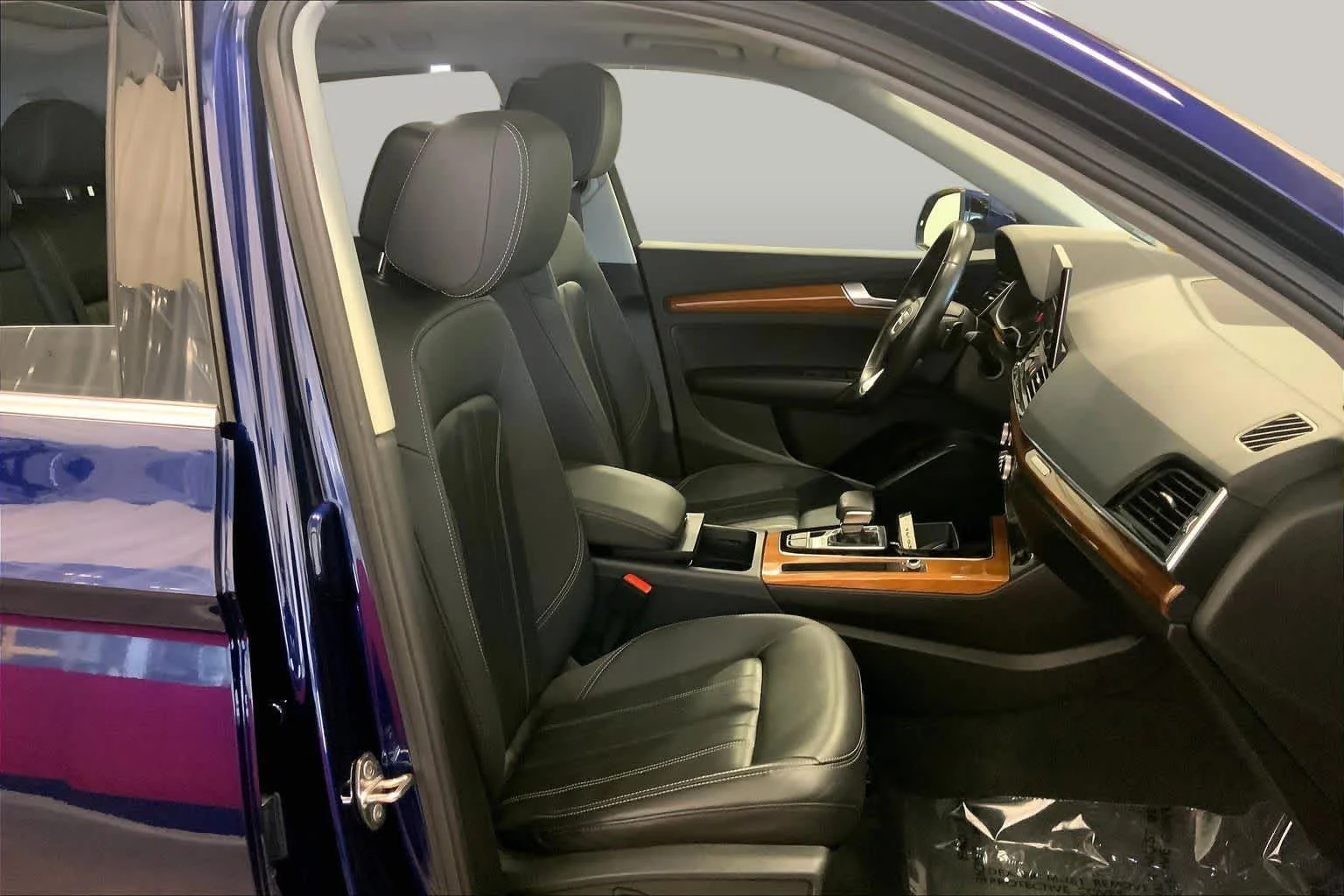 Used 2021 Navarra Blue Metallic Audi Premium image 9