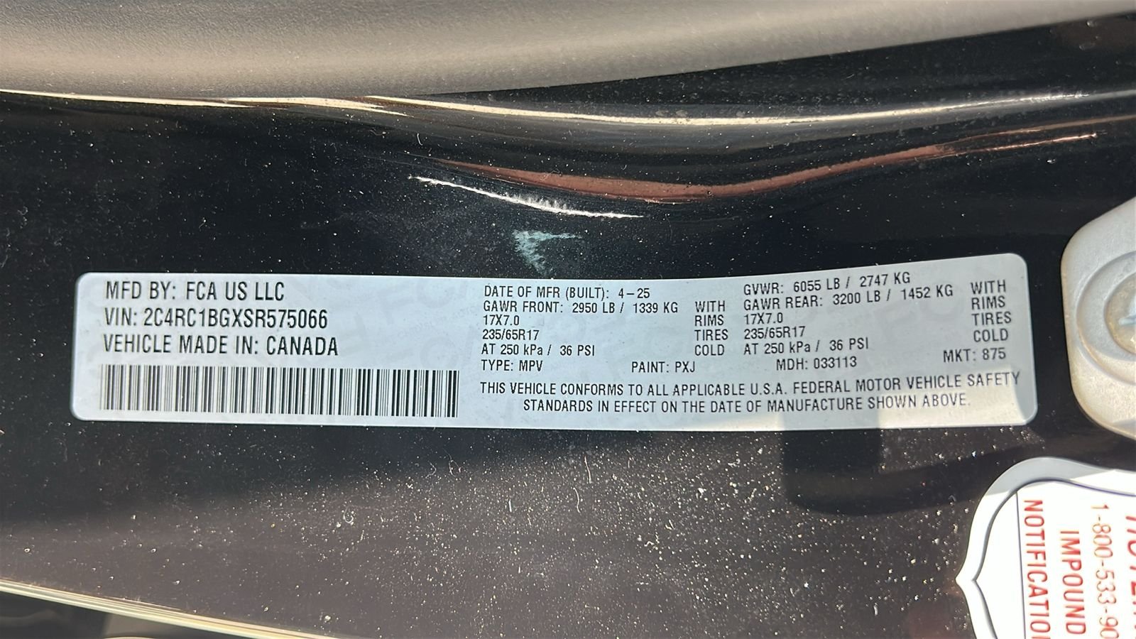 Used 2025 Black Chrysler Select image 33