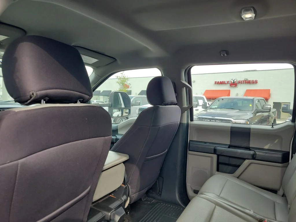 2019 Ford F-550 Super Duty Chassis Cab XL - Photo 24