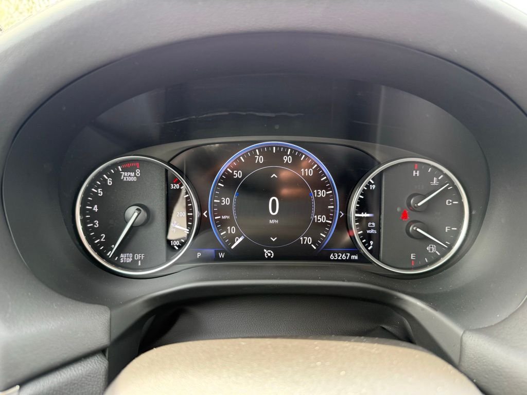 Used 2021 White Frost Buick Avenir image 11