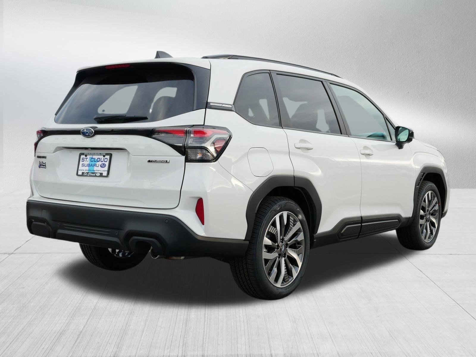 New 2026 CRYSTAL WHITE PEARL Subaru Touring image 4