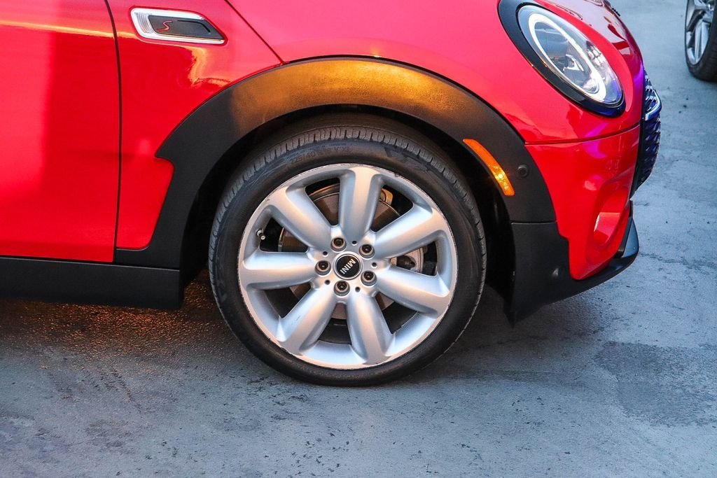 Used 2024 Chili Red MINI Iconic image 11