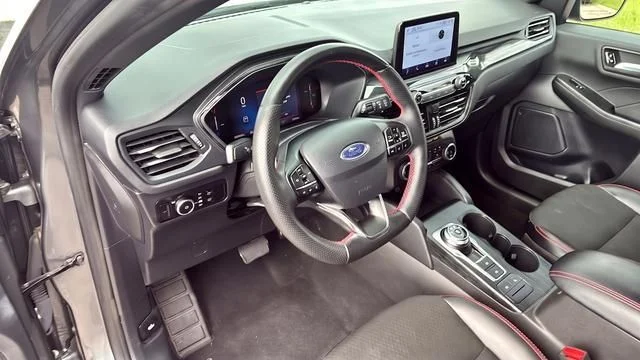 Used 2025 Gray Ford ST-Line Select image 28
