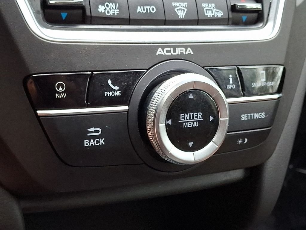 Used 2019 White Acura 3.5L Technology Package image 24