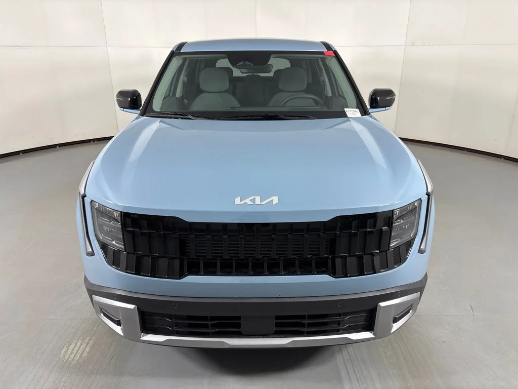 New 2027 Blue Kia S image 3