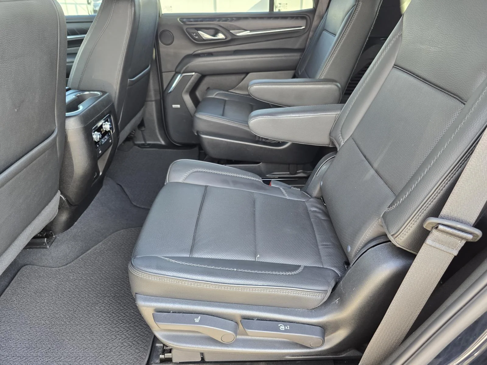 Certified Used 2023 ONYX BLACK GMC Denali image 10