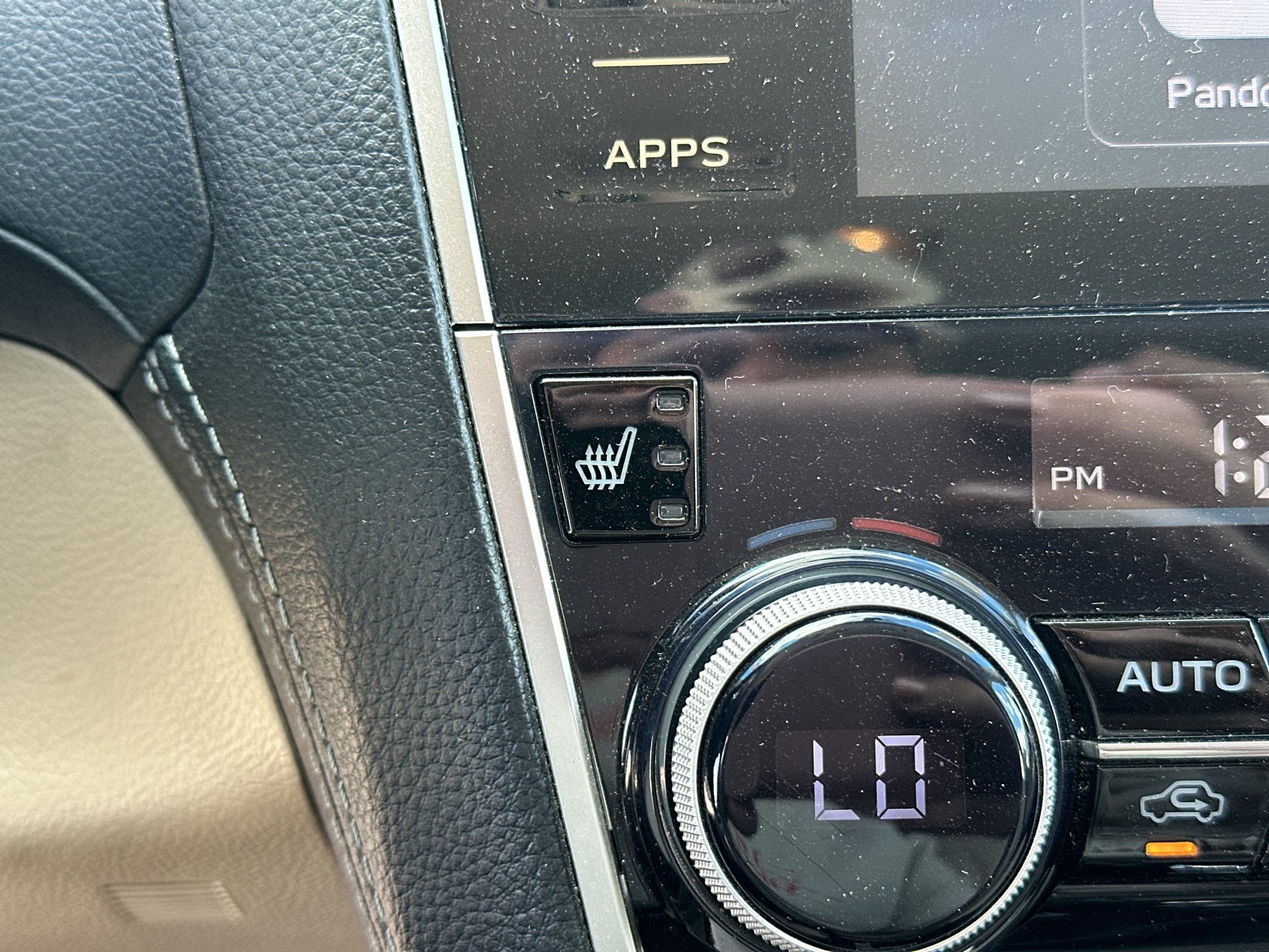 Used 2018 Tungsten Metallic Subaru Premium image 25