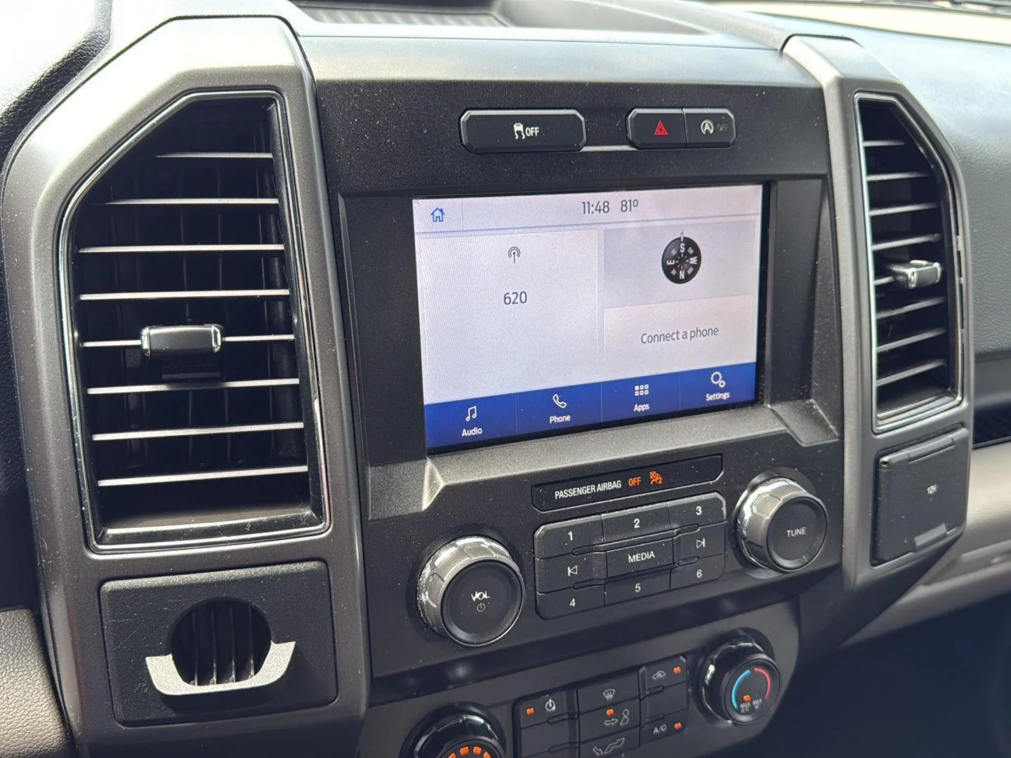 Used 2020 Iconic Silver Ford XLT image 5