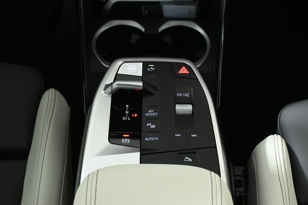 Used 2026 Blue BMW xDrive28i image 24