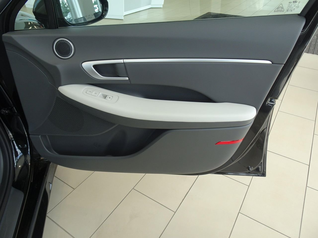 New 2026 Black Hyundai SEL Sport image 8