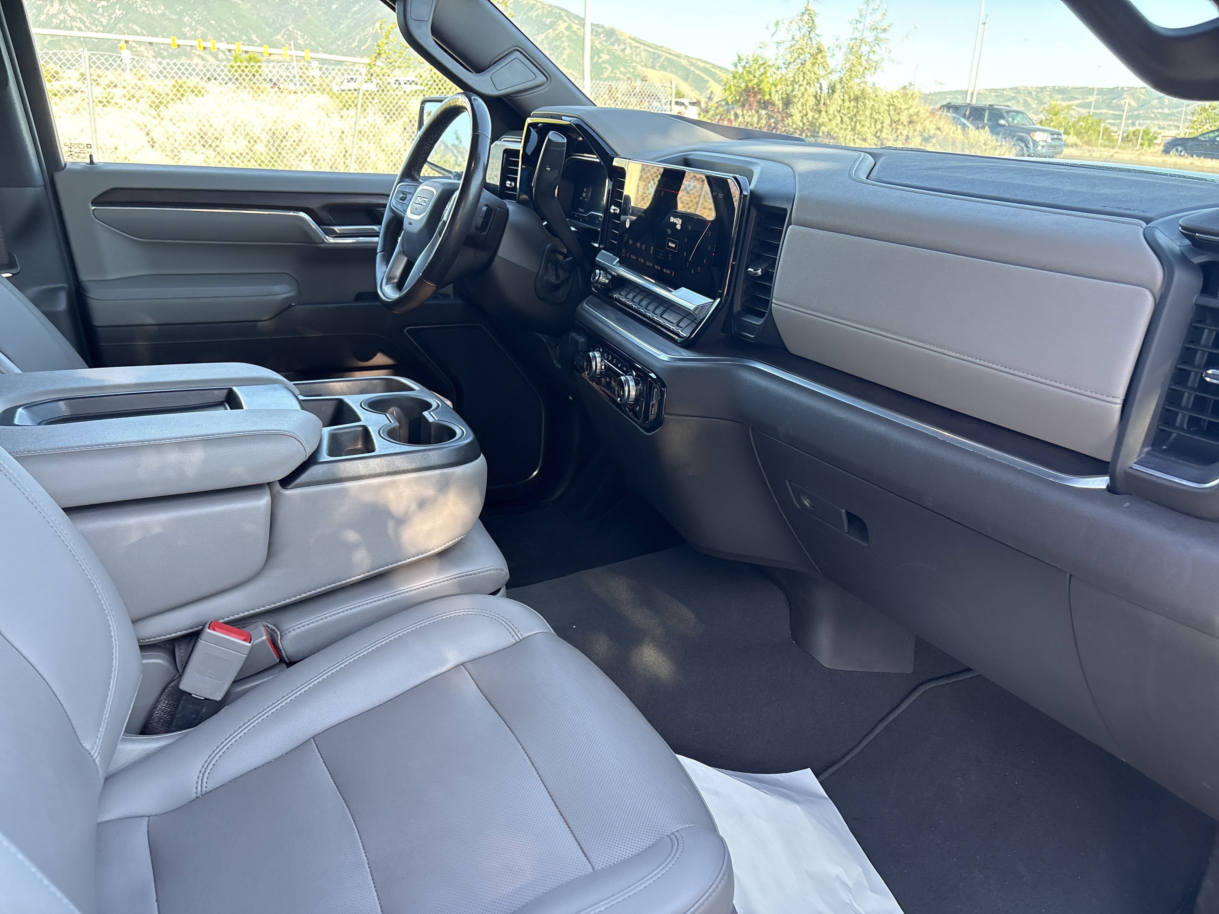 Used 2022 Titanium Rush Metallic GMC SLT image 21