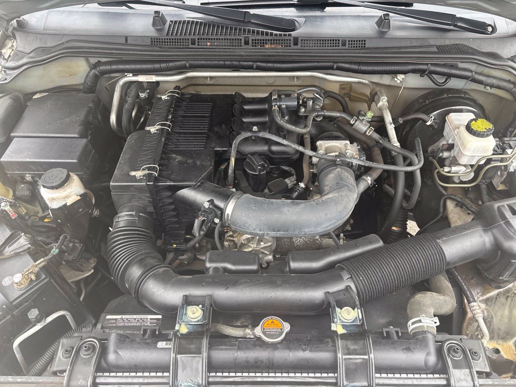 Used 2018 Silver Nissan S image 11