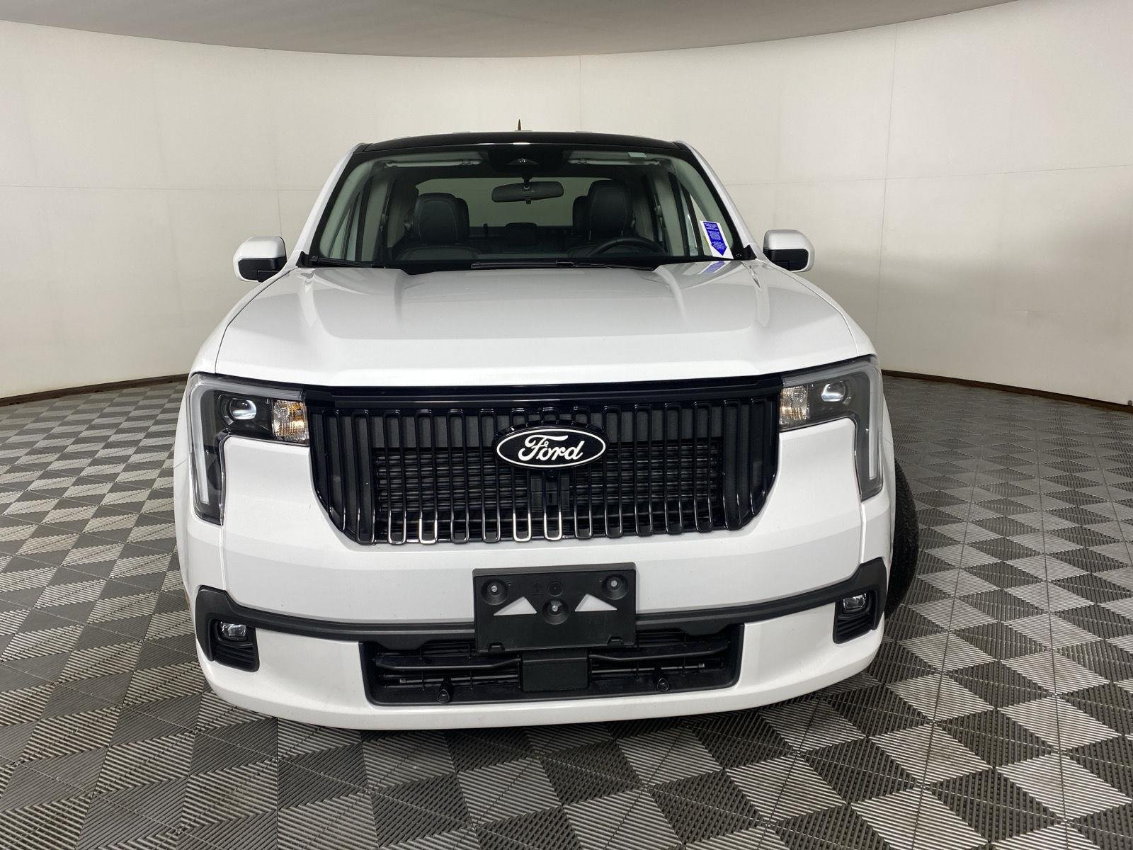 Used 2025 Oxford White Ford Lobo image 5
