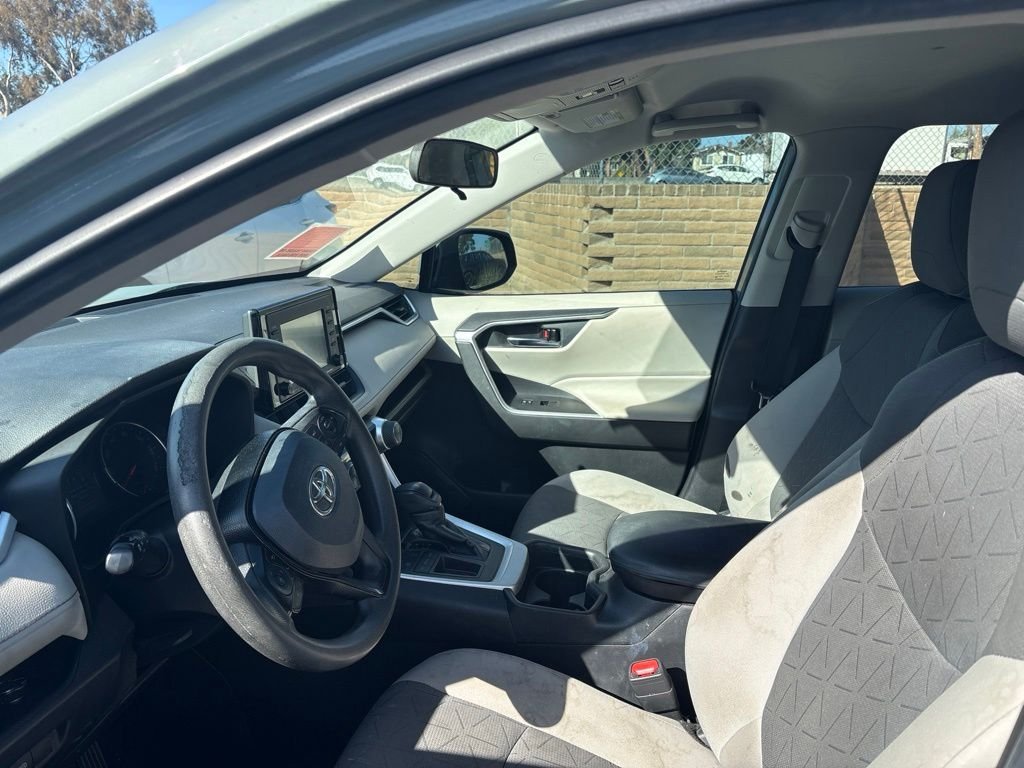 Used 2020 Lunar Toyota XLE image 12