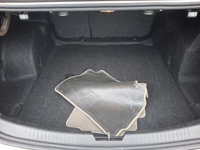 Used 2024 Mineral Gray Metallic Chevrolet LT image 29