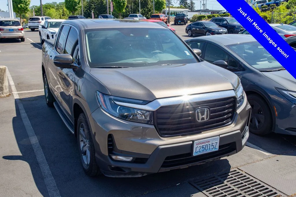 2022 Honda Ridgeline RTL-E AWD's photo