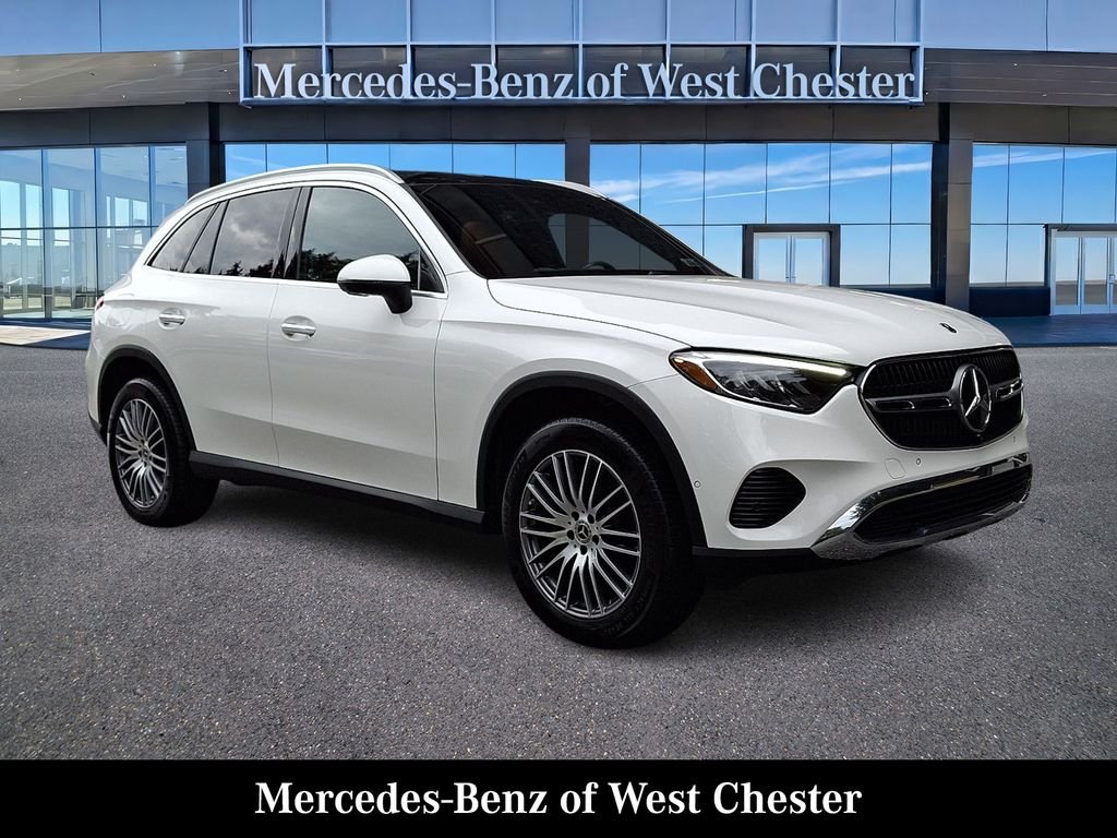 2026 Mercedes-Benz GLC 300 AWD 4MATIC® photo 1