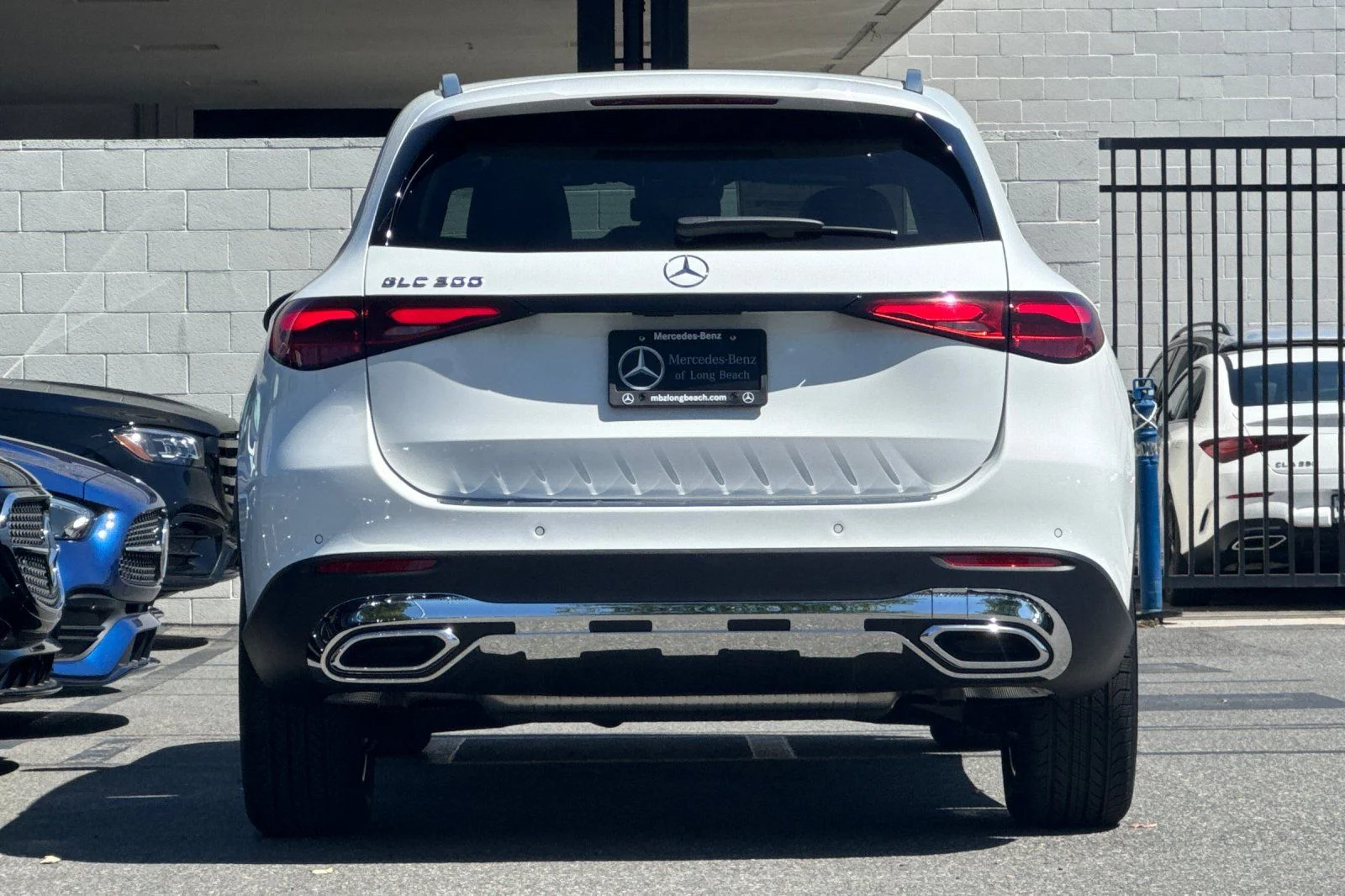 New 2027 Polar White Mercedes-Benz GLC 300 image 5