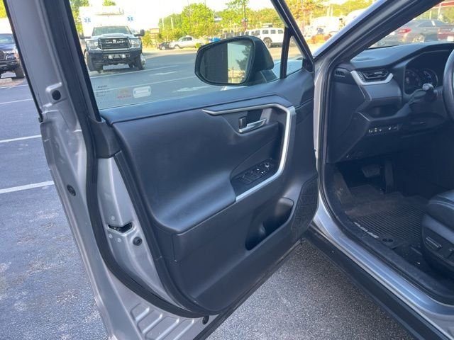 Used 2020 Silver Toyota XSE image 5