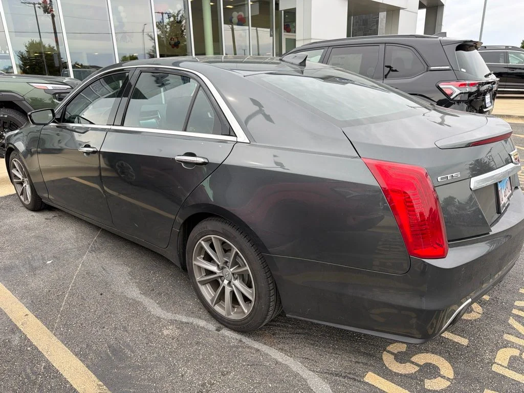 Used 2018 Gray Cadillac 3.6L Luxury image 5
