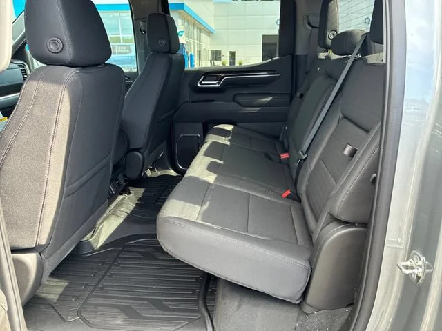 New 2026 Sterling Metallic GMC Elevation image 13