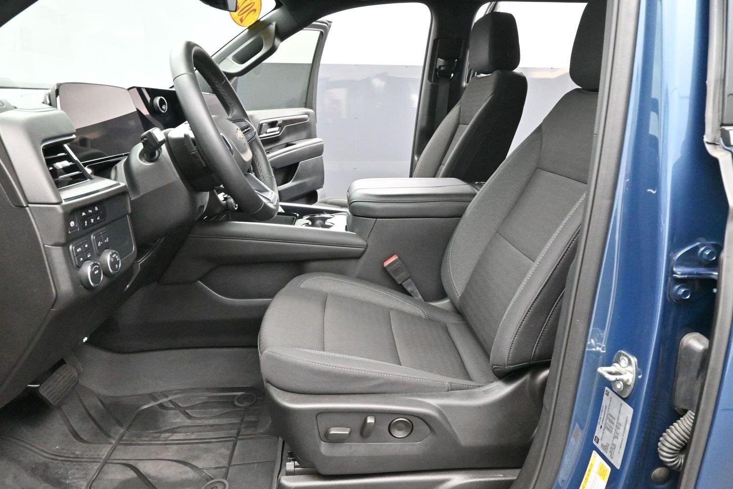 Used 2025 Lakeshore Blue Metallic Chevrolet LS image 14