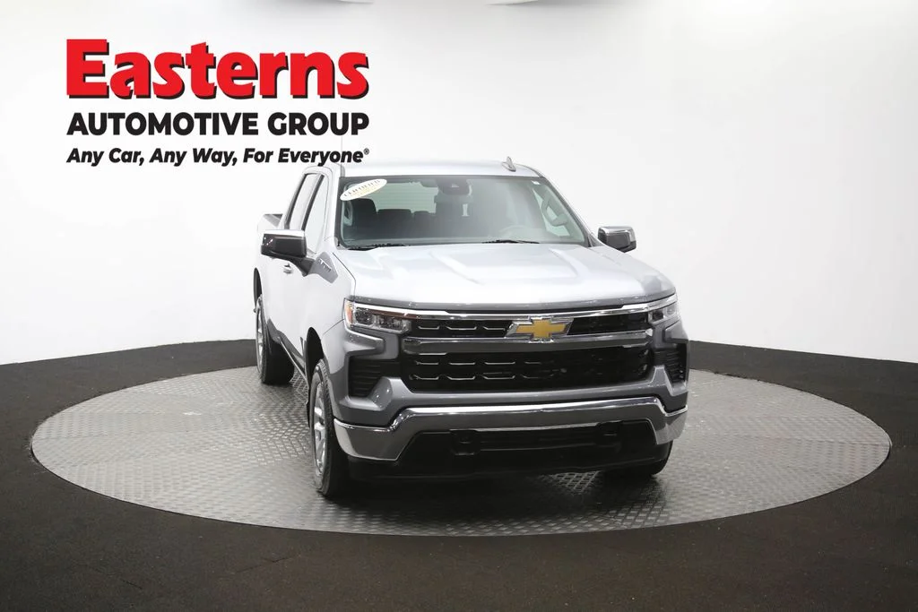 Used 2023 Gray Chevrolet LT image 53