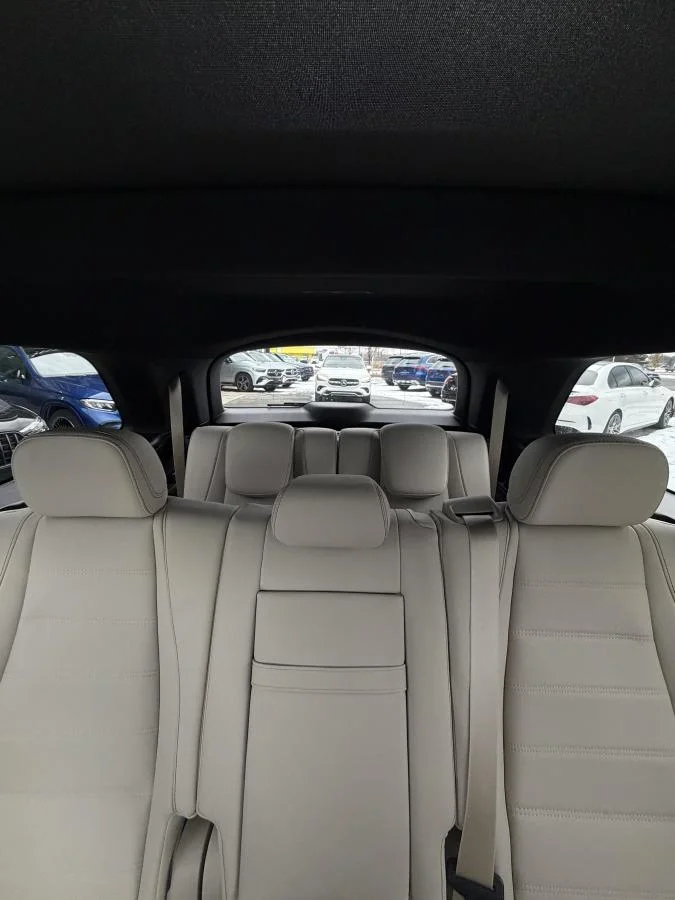 New 2026 White Mercedes-Benz Gls 450 4matic Suv image 9