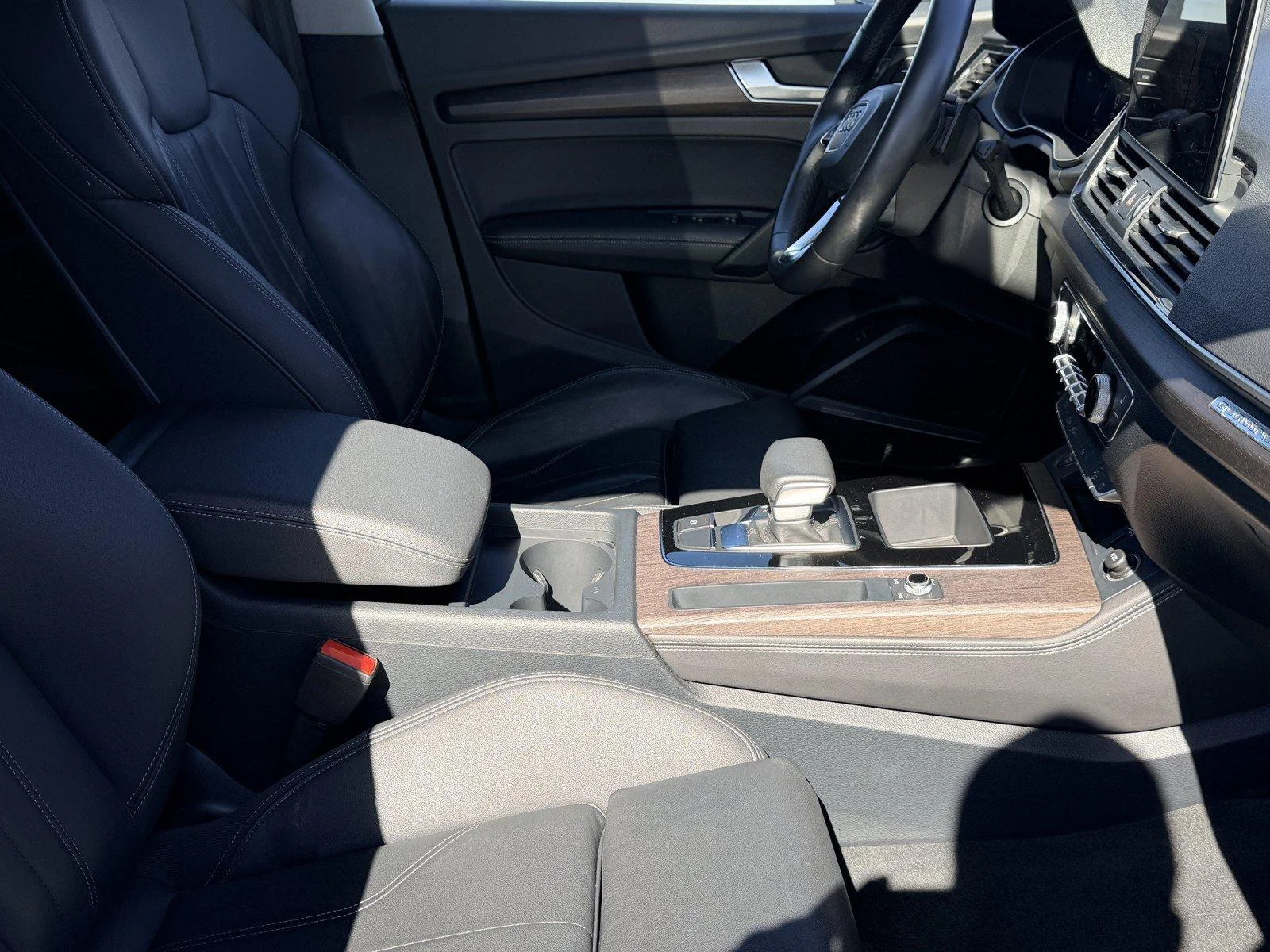 Used 2024  Audi S line Premium Plus image 8