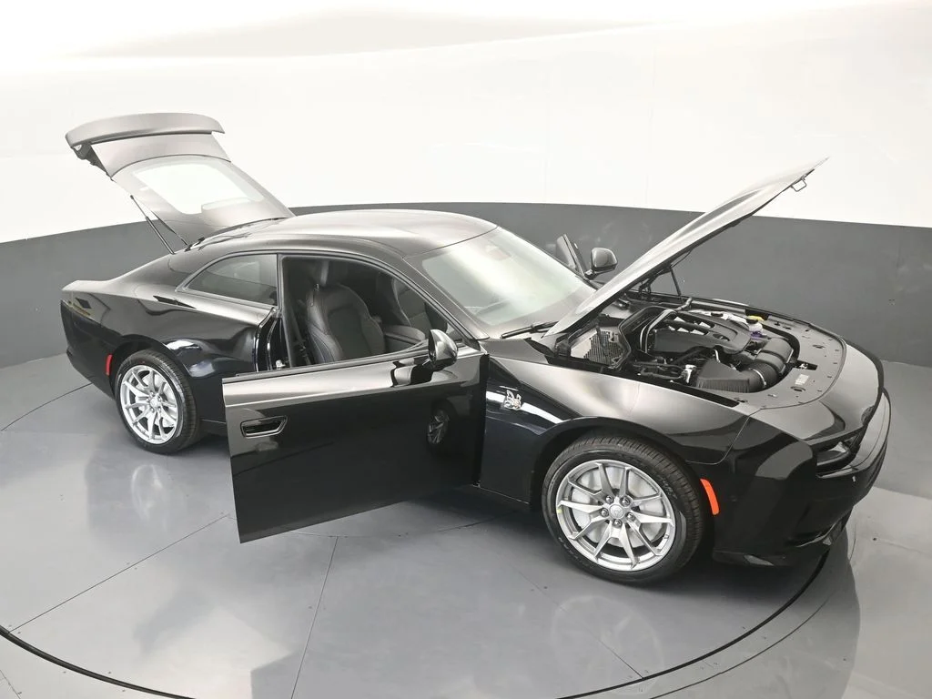 New 2026 Diamond Black Crystal Pearlcoat Dodge Scat Pack image 63