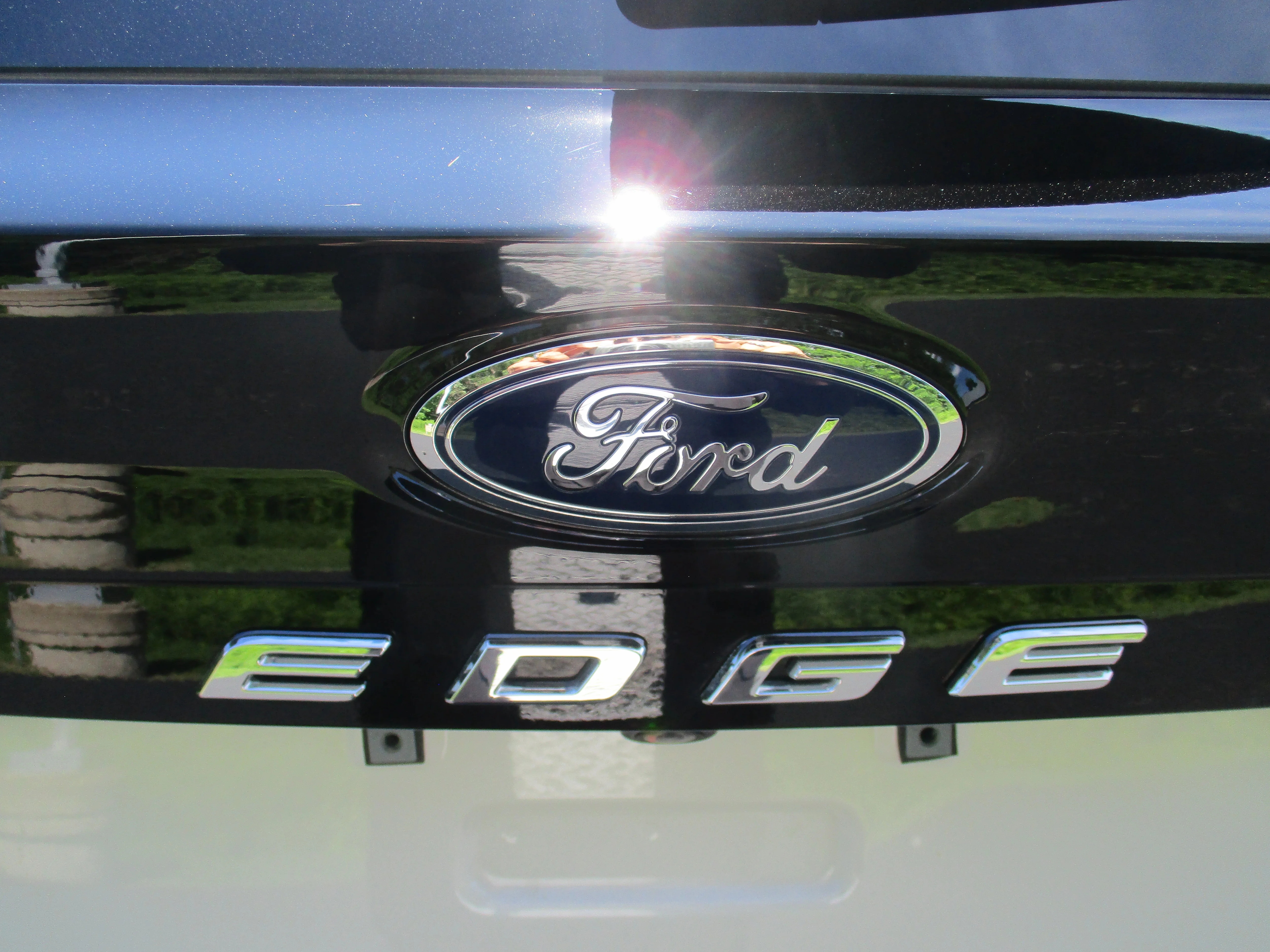 Used 2023 Star White Metallic Tri-Coat Ford SEL image 63