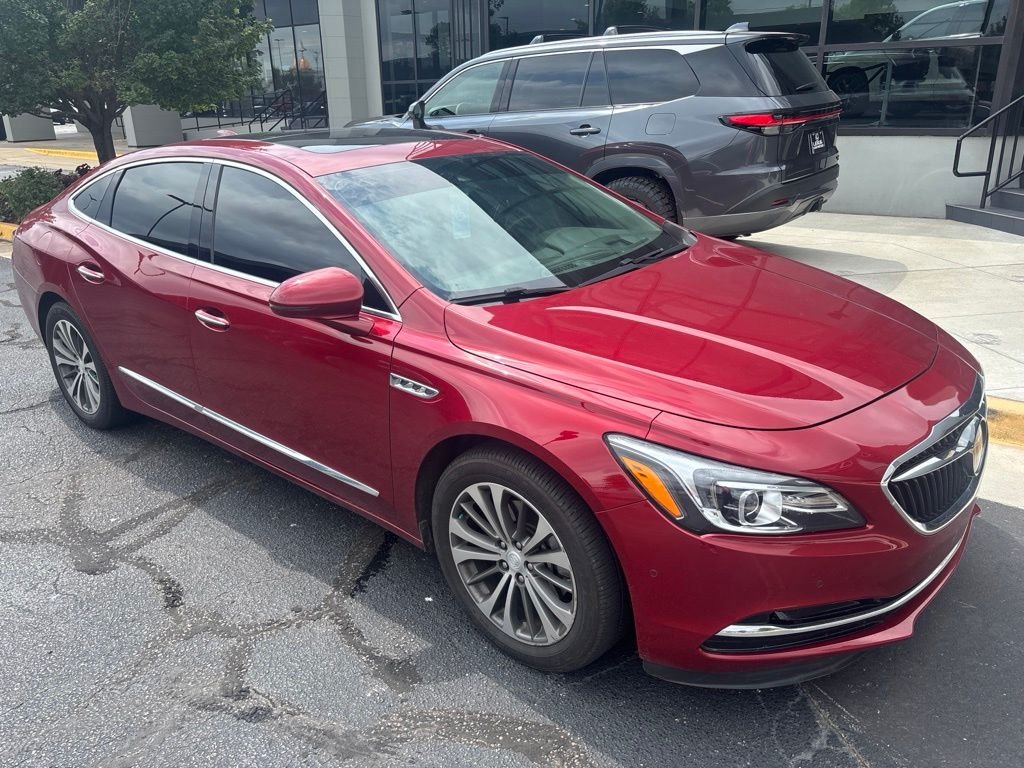 Used 2019 Red Buick Premium I Group image 3