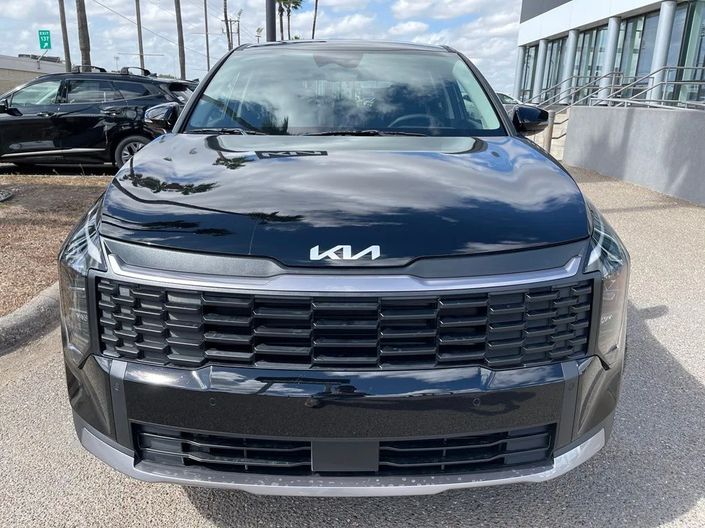 New 2026 Black Kia LX image 2