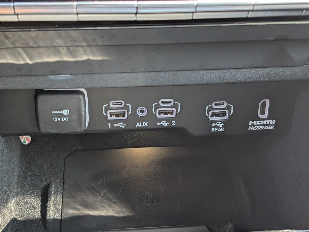 Used 2024 Black Jeep Series III image 25