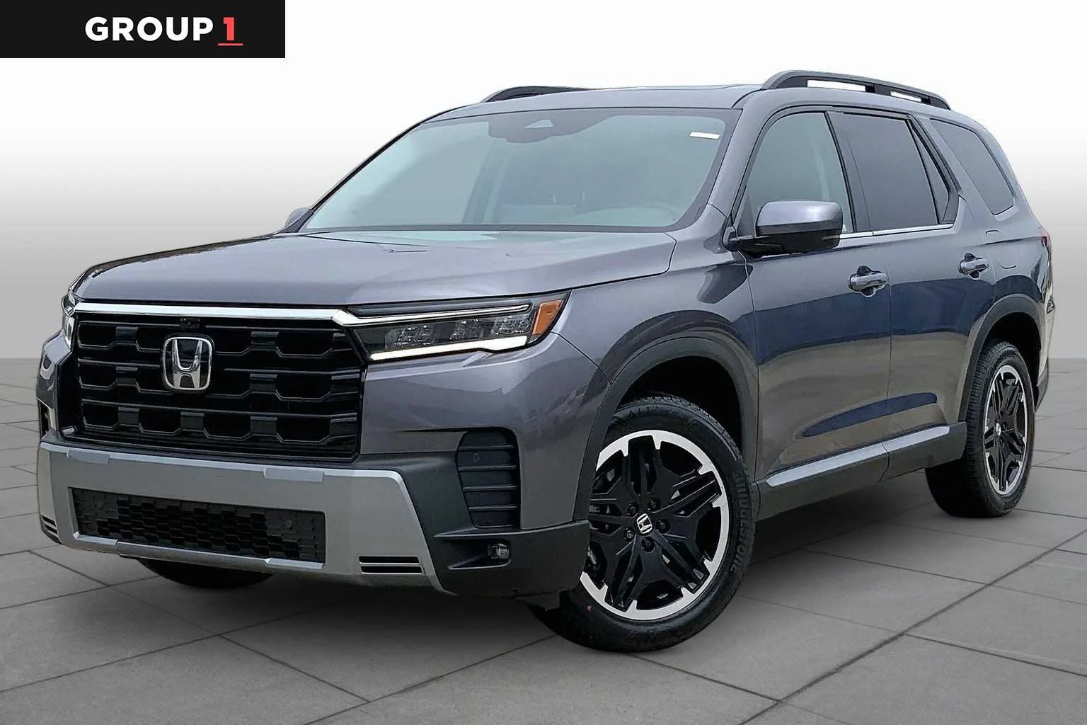 2026 Honda Pilot Touring AWD's photo