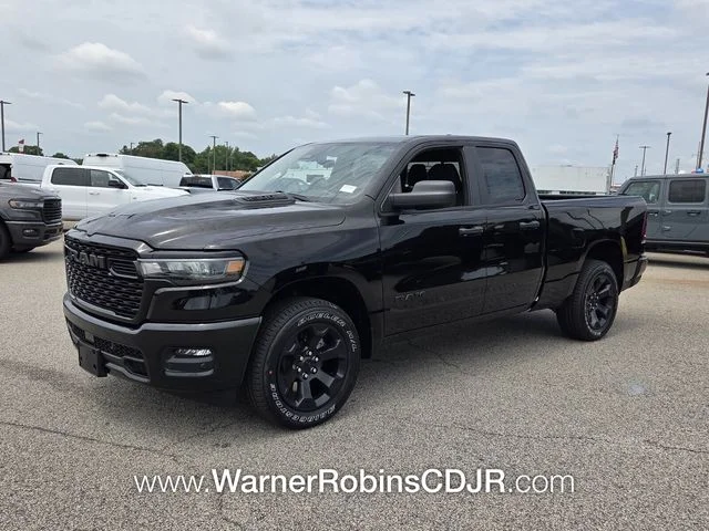 New 2026 Diamond Black Crystal Pearl-Coat Exterior Paint RAM Tradesman image 3