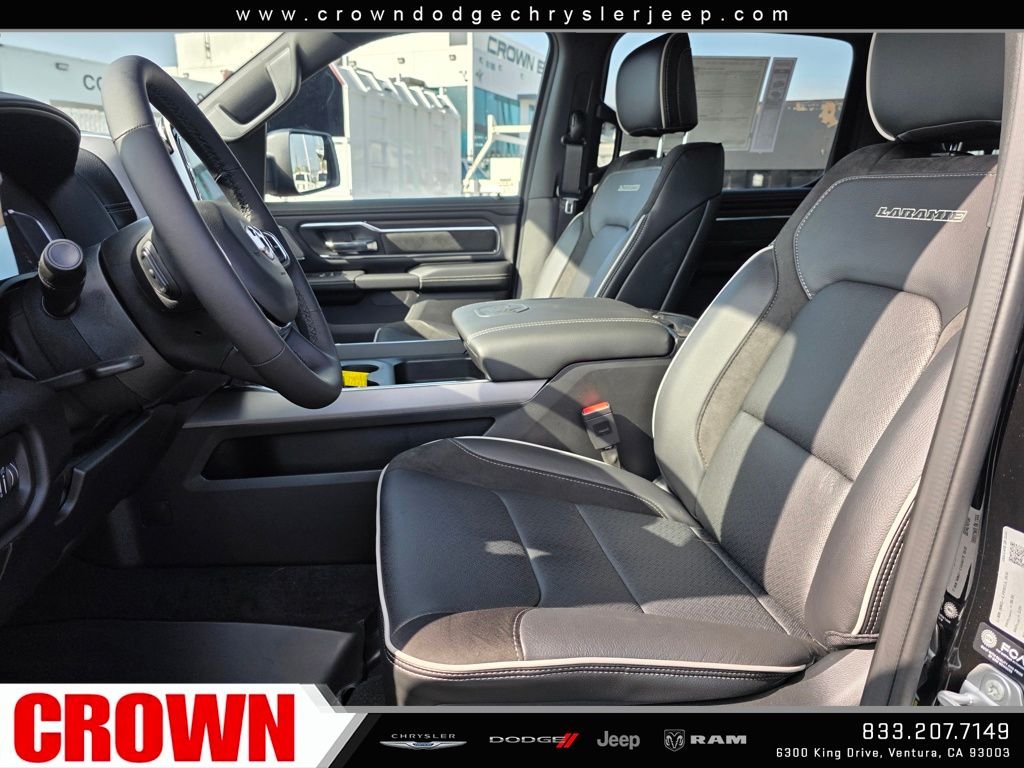 New 2026 Diamond Black Crystal Pearl-Coat Exterior Paint RAM Laramie image 19