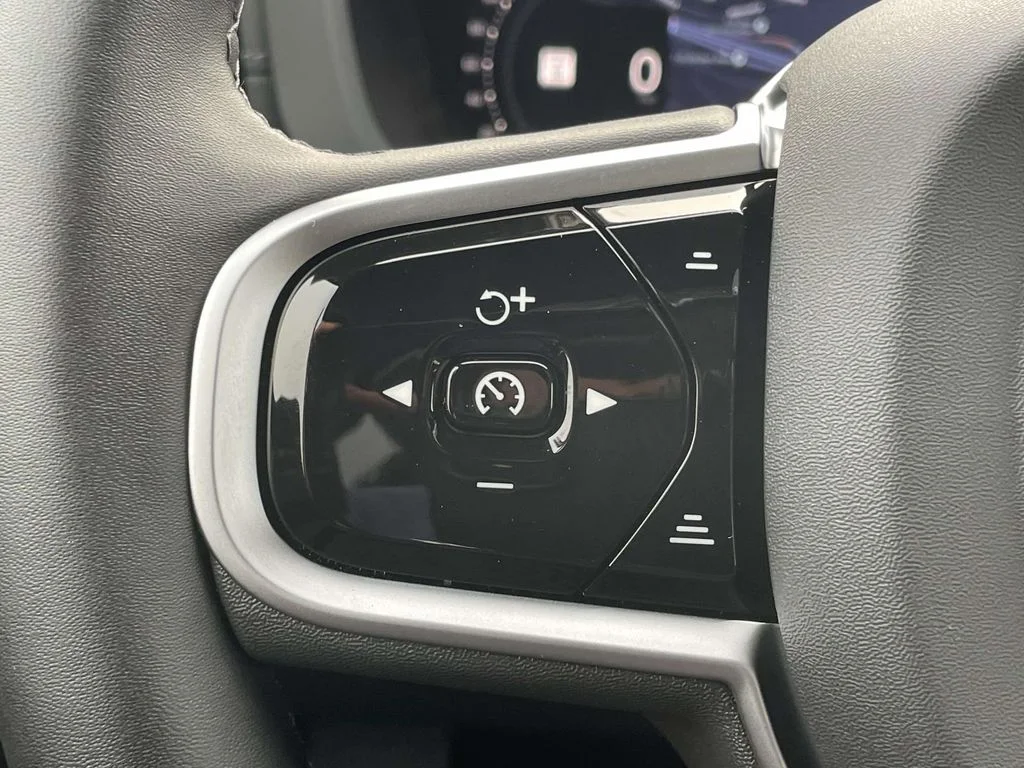 New 2026 Vapour Grey Volvo Ultra image 10