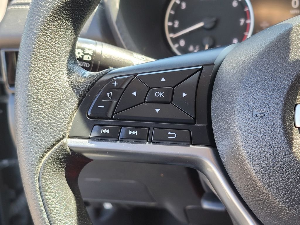 Used 2024 Gray Nissan SV image 24