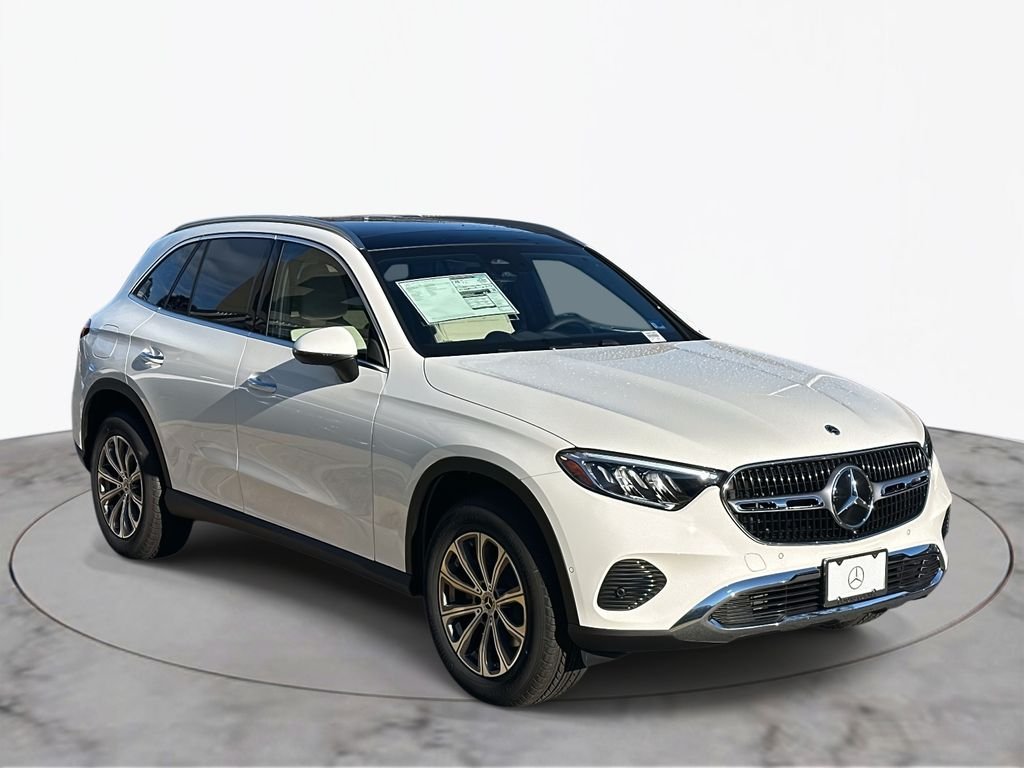 Used 2026 Polar White Mercedes-Benz GLC 300 image 3