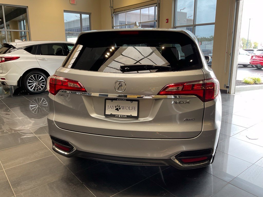 Used 2018 Silver Acura Technology Package image 6