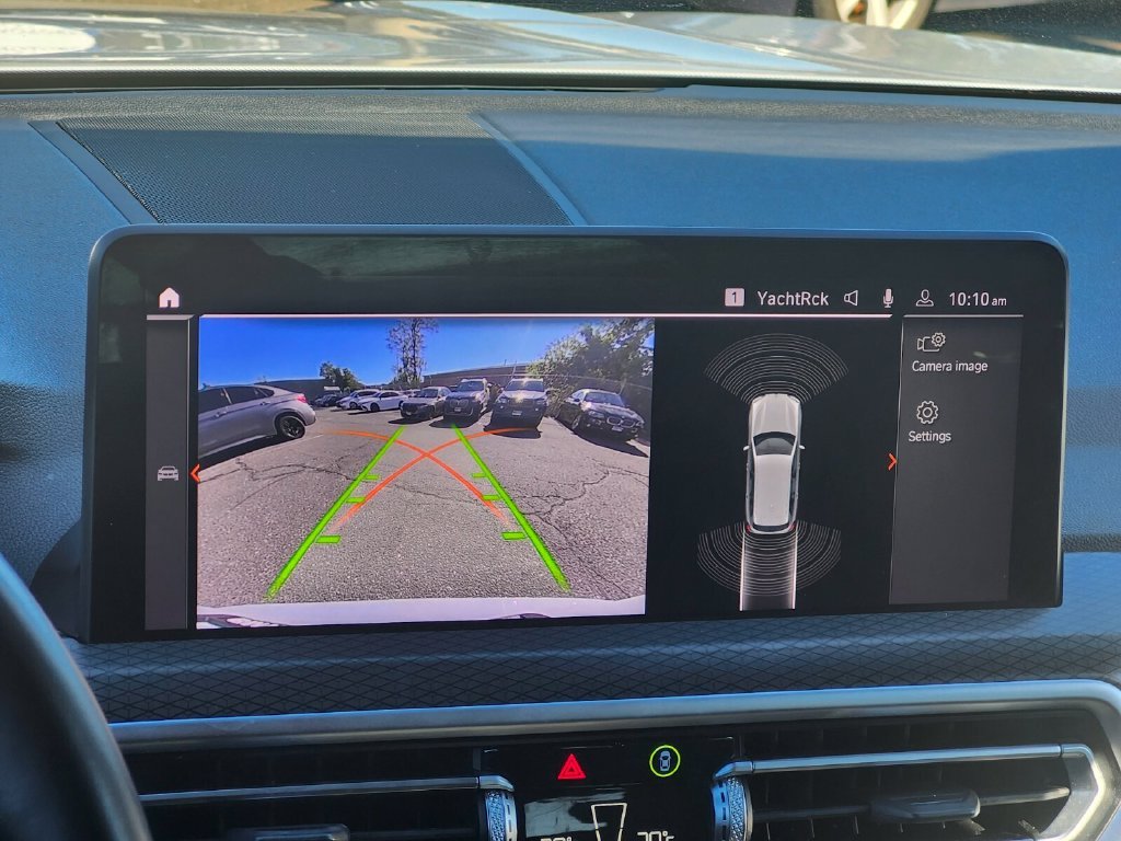 Used 2023 Gray BMW xDrive30i image 21