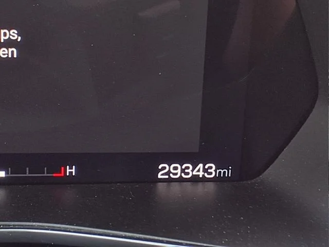 Used 2024 White GMC AT4X image 20