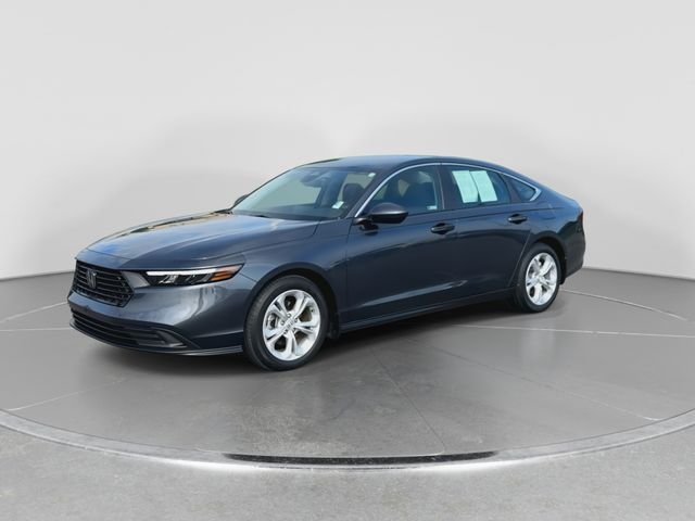 2025 Honda Accord LX - Photo 4