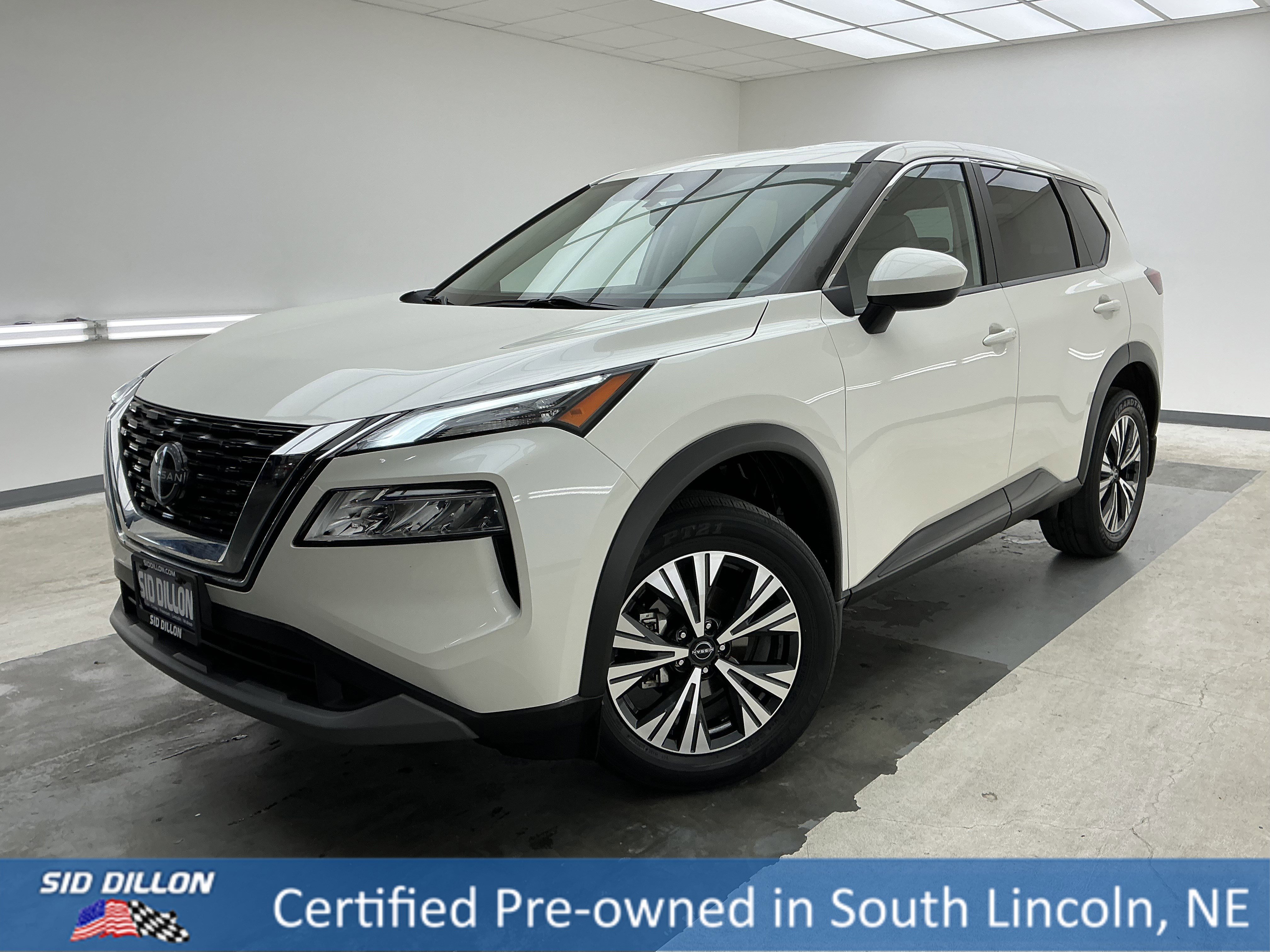 2023 Nissan Rogue SV AWD's photo