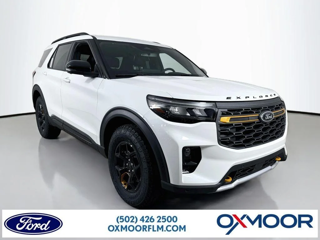 New 2026 Star White Metallic Tri-Coat Ford Tremor® image 1