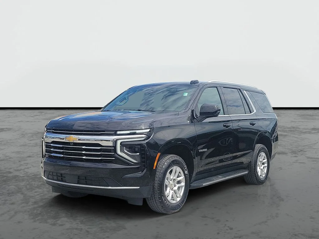 Used 2025 Black Chevrolet LT image 2